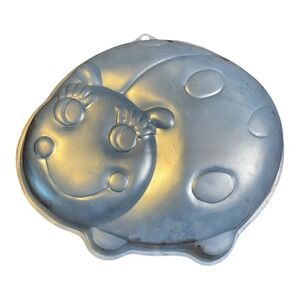 Wilton Ladybug Cake Pan 2005 Baking Mold Cute Bug Birthday Party 2105-3316